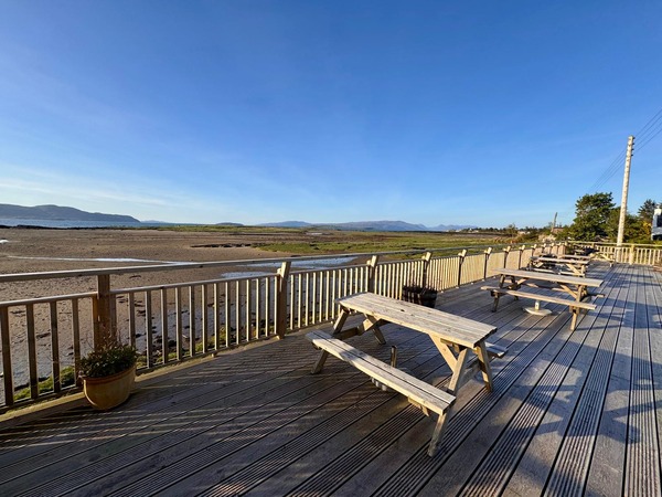Harrapool Hideout — deck and bay views