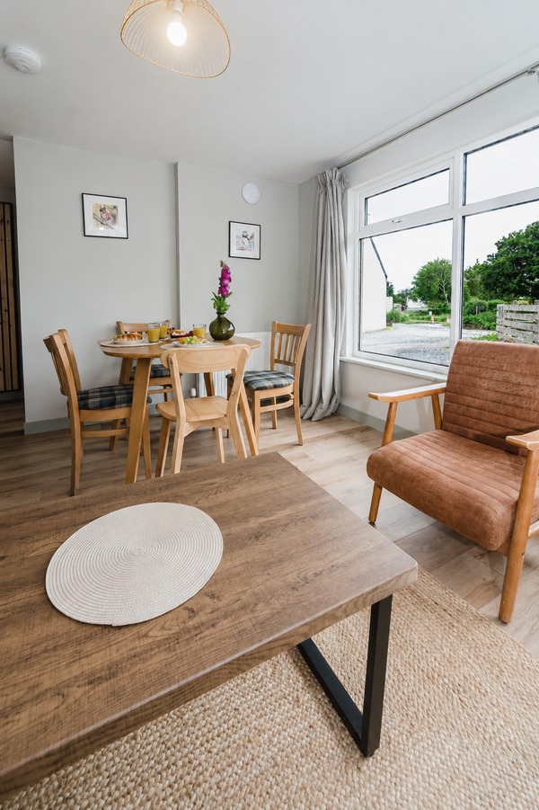 Harrapool Hideout — lounge